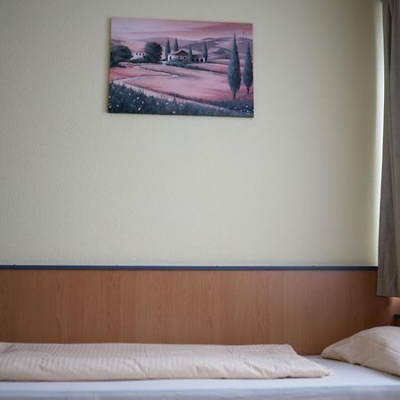Radlstadl - Brauhaus Und Hotel カールスト エクステリア 写真